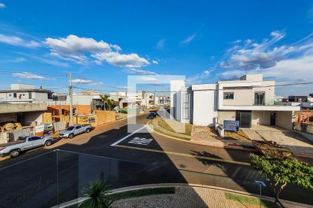 Casa de condomínio para alugar com 265m², 4 quartos e 3 vagas Casa de condomínio para alugar com 265m², 4 quartos e 3 vagasVista da Suíte 1