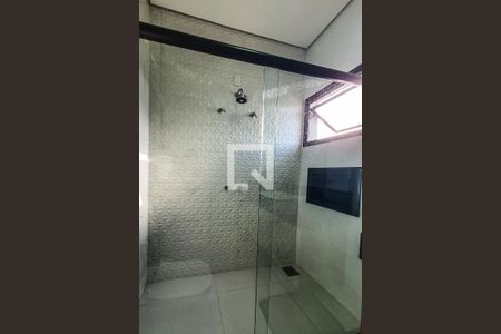 Casa de condomínio para alugar com 265m², 4 quartos e 3 vagas Casa de condomínio para alugar com 265m², 4 quartos e 3 vagasBanheiro da Suíte 3