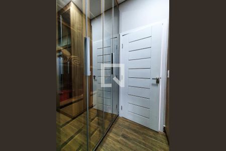 Casa de condomínio para alugar com 265m², 4 quartos e 3 vagas Casa de condomínio para alugar com 265m², 4 quartos e 3 vagasCloset da suíte 2