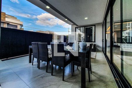 Casa de condomínio para alugar com 265m², 4 quartos e 3 vagas Casa de condomínio para alugar com 265m², 4 quartos e 3 vagasvaranda