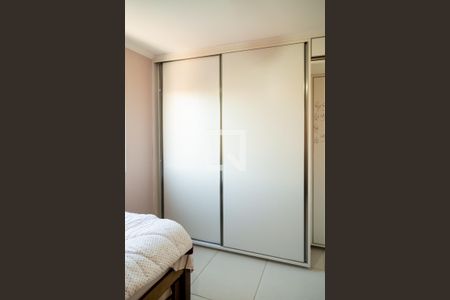 Apartamento à venda com 74m², 2 quartos e 1 vaga Apartamento à venda com 74m², 2 quartos e 1 vagaQuarto 2