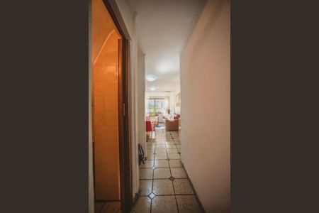Corredor de casa para alugar com 3 quartos, 250m² em Vila Santa Catarina, São Paulo
