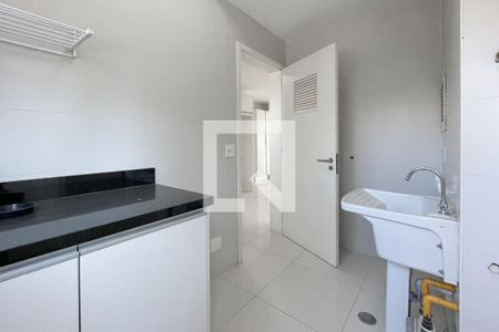 Apartamento à venda com 270m², 3 quartos e 4 vagas Apartamento à venda com 270m², 3 quartos e 4 vagasÁrea de serviço