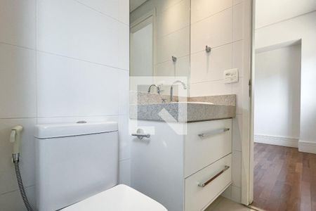 Apartamento à venda com 270m², 3 quartos e 4 vagas Apartamento à venda com 270m², 3 quartos e 4 vagasSuíte 1 - banheiro
