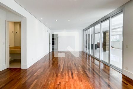 Sala de apartamento para alugar com 3 quartos, 270m² em Paraíso, São Paulo