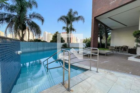 Piscina de apartamento para alugar com 3 quartos, 270m² em Paraíso, São Paulo
