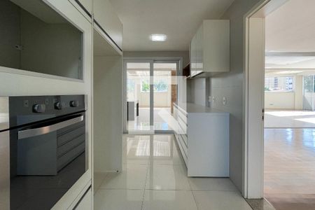 Apartamento à venda com 270m², 3 quartos e 4 vagas Apartamento à venda com 270m², 3 quartos e 4 vagasCozinha