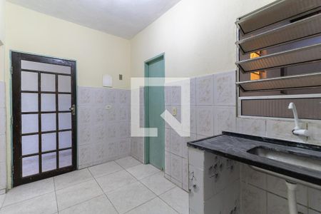Casa para alugar com 59m², 1 quarto e sem vaga Casa para alugar com 59m², 1 quarto e sem vagaCozinha