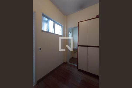 Quarto de Serviço de apartamento para alugar com 3 quartos, 98m² em Jardim Guanabara, Rio de Janeiro