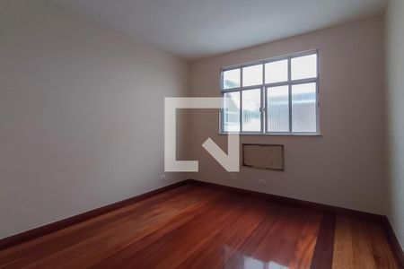 Quarto 1 de apartamento para alugar com 3 quartos, 120m² em Jardim Guanabara, Rio de Janeiro