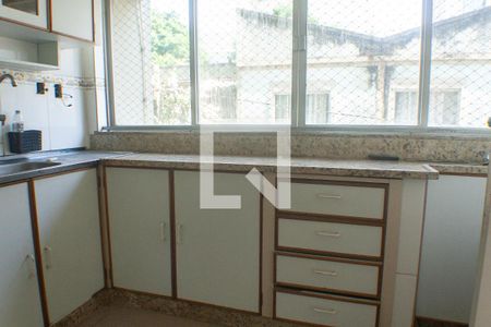 Apartamento para alugar com 125m², 3 quartos e 1 vaga Apartamento para alugar com 125m², 3 quartos e 1 vagaCozinha - Armários