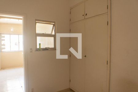 Apartamento para alugar com 125m², 3 quartos e 1 vaga Apartamento para alugar com 125m², 3 quartos e 1 vagaQuarto de Serviço