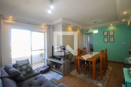 Sala  de Apartamento com 2 quartos, 64m² Vila Alto de Santo André