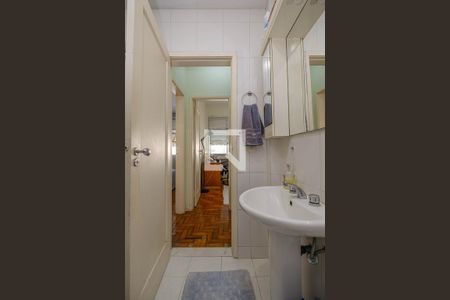 Apartamento à venda com 54m², 2 quartos e sem vaga Apartamento à venda com 54m², 2 quartos e sem vagaBanheiro