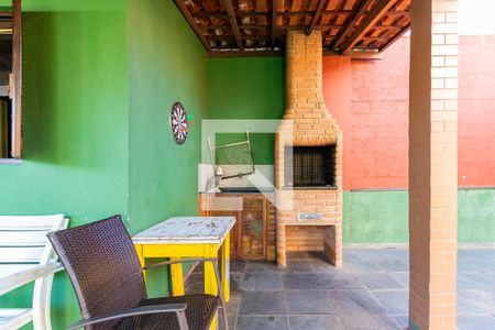 Casa à venda com 250m², 2 quartos e 3 vagasChurrasqueira