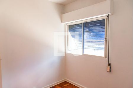 Quarto 1 de apartamento para alugar com 2 quartos, 57m² em Vila Uberabinha, São Paulo