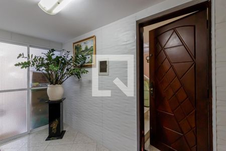 Hall de entrada  de casa para alugar com 3 quartos, 200m² em Vila Gumercindo, São Paulo