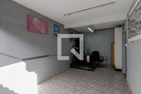 Garagem 1 de casa para alugar com 3 quartos, 200m² em Vila Gumercindo, São Paulo