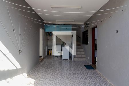 Casa para alugar com 200m², 3 quartos e 4 vagas Casa para alugar com 200m², 3 quartos e 4 vagasÁrea de Serviço e Garagem