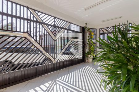 Casa para alugar com 200m², 3 quartos e 4 vagas Casa para alugar com 200m², 3 quartos e 4 vagasGaragem