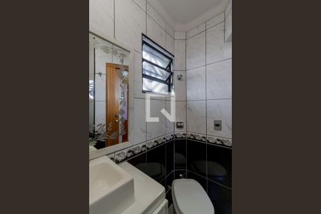 Casa para alugar com 200m², 3 quartos e 4 vagas Casa para alugar com 200m², 3 quartos e 4 vagasBanheiro da Suíte