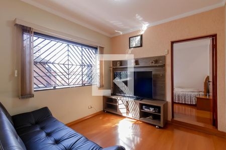 Casa para alugar com 200m², 3 quartos e 4 vagas Casa para alugar com 200m², 3 quartos e 4 vagasSala de Tv