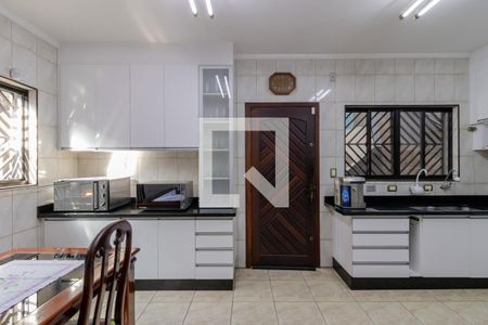 Casa para alugar com 200m², 3 quartos e 4 vagas Casa para alugar com 200m², 3 quartos e 4 vagasCozinha