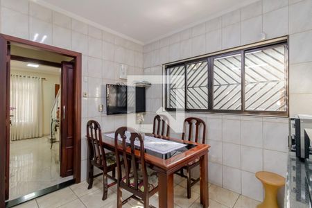 Casa para alugar com 200m², 3 quartos e 4 vagas Casa para alugar com 200m², 3 quartos e 4 vagasCozinha