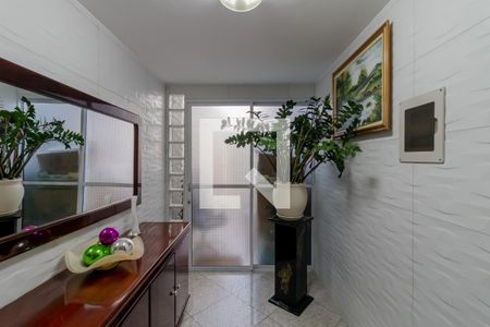 Hall de entrada  de casa para alugar com 3 quartos, 200m² em Vila Gumercindo, São Paulo