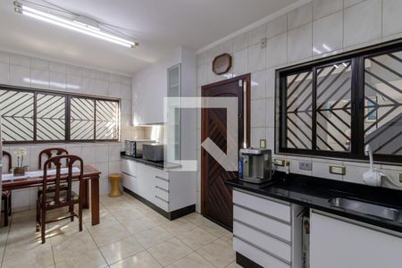 Casa para alugar com 200m², 3 quartos e 4 vagas Casa para alugar com 200m², 3 quartos e 4 vagasCozinha