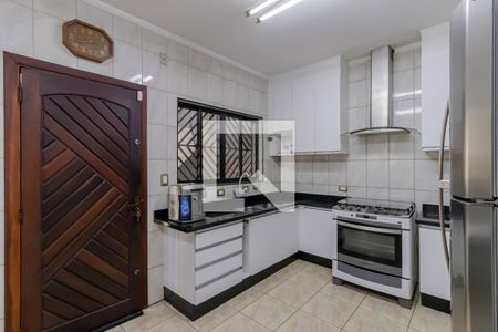 Cozinha  de casa para alugar com 3 quartos, 200m² em Vila Gumercindo, São Paulo