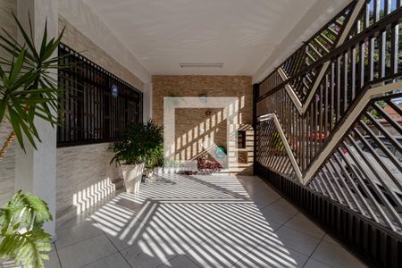 Casa para alugar com 200m², 3 quartos e 4 vagas Casa para alugar com 200m², 3 quartos e 4 vagasGaragem
