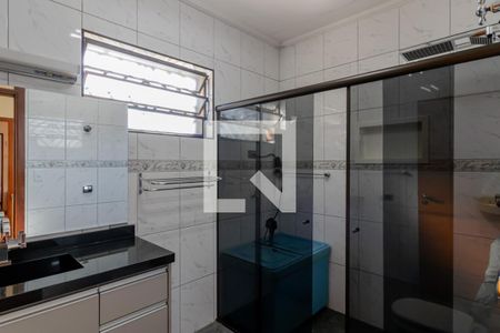 Casa para alugar com 200m², 3 quartos e 4 vagas Casa para alugar com 200m², 3 quartos e 4 vagasBanheiro