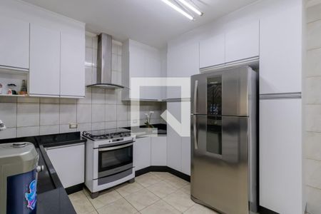 Casa para alugar com 200m², 3 quartos e 4 vagas Casa para alugar com 200m², 3 quartos e 4 vagasCozinha
