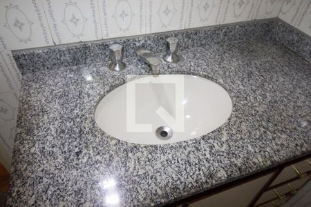 Casa à venda com 155m², 3 quartos e 1 vagaBanheiro Social