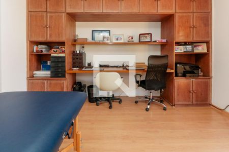 Casa à venda com 476m², 5 quartos e 4 vagasQuarto 1