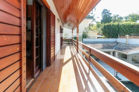 Casa à venda com 476m², 5 quartos e 4 vagasQuarto 1