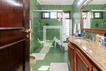 Casa à venda com 476m², 5 quartos e 4 vagasSuíte