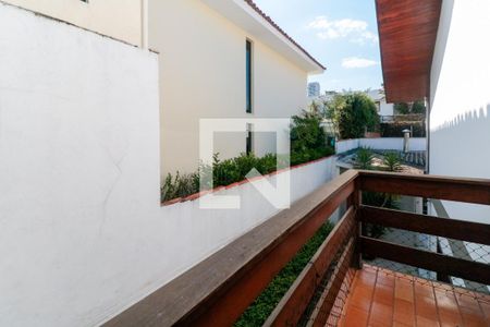 Casa à venda com 476m², 5 quartos e 4 vagasQuarto 3