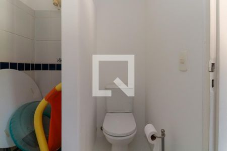 Casa à venda com 476m², 5 quartos e 4 vagasQuintal banheiro