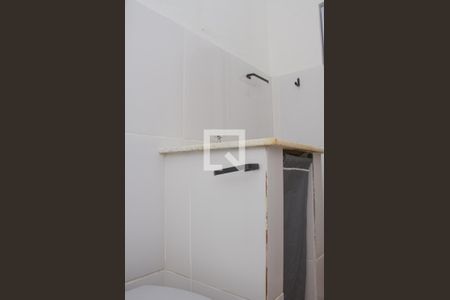 Casa para alugar com 43m², 1 quarto e sem vagaBanheiro