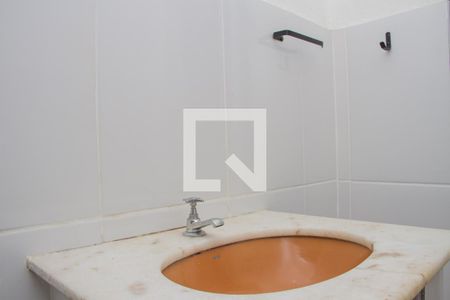 Casa para alugar com 43m², 1 quarto e sem vagaBanheiro