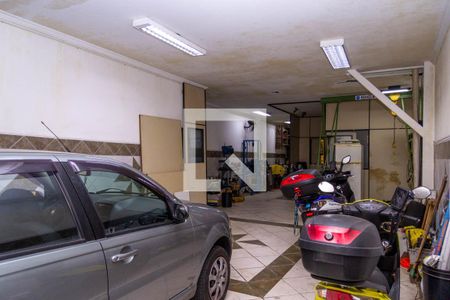 Casa à venda com 331m², 3 quartos e 8 vagasGaragem
