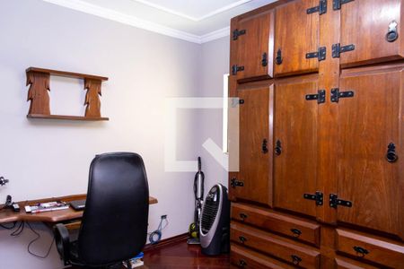 Casa à venda com 331m², 3 quartos e 8 vagasQuarto 3