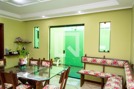 Casa à venda com 331m², 3 quartos e 8 vagasSala de Jantar