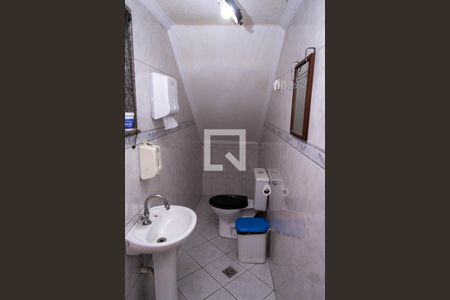 Casa à venda com 331m², 3 quartos e 8 vagasLavabo