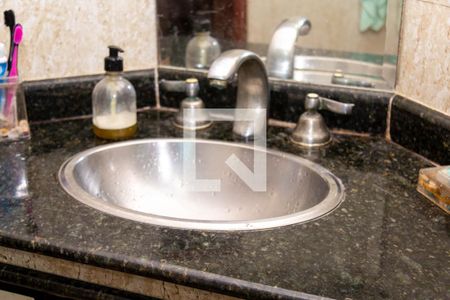 Casa à venda com 331m², 3 quartos e 8 vagasCloset da suíte 1