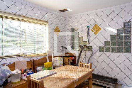 Casa à venda com 331m², 3 quartos e 8 vagasÁrea de Serviço