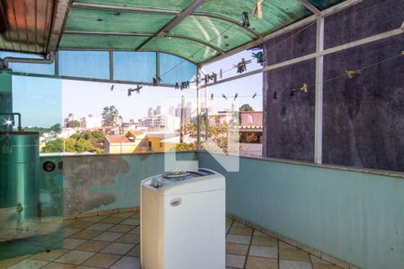 Casa à venda com 331m², 3 quartos e 8 vagasVaranda