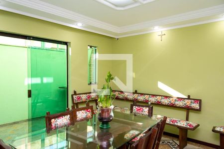 Casa à venda com 331m², 3 quartos e 8 vagasSala de Jantar